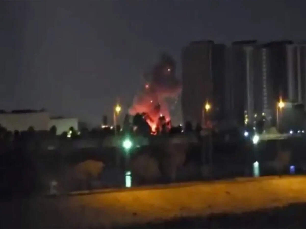 Bahrain activates emergency sirens, asks residents to move to safe ...