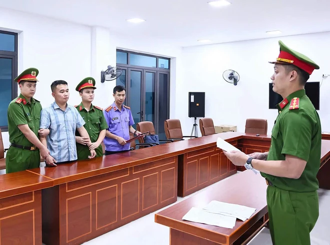 Vụ 140 điểm 10 toán tốt nghiệp: Khởi tố, bắt tạm giam thầy giáo Nguyễn Hà Duy