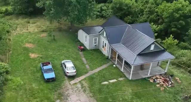 Mum of 16 kids found living like 'feral animals' in horror house gave ...