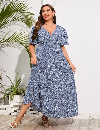 model in blue and white version