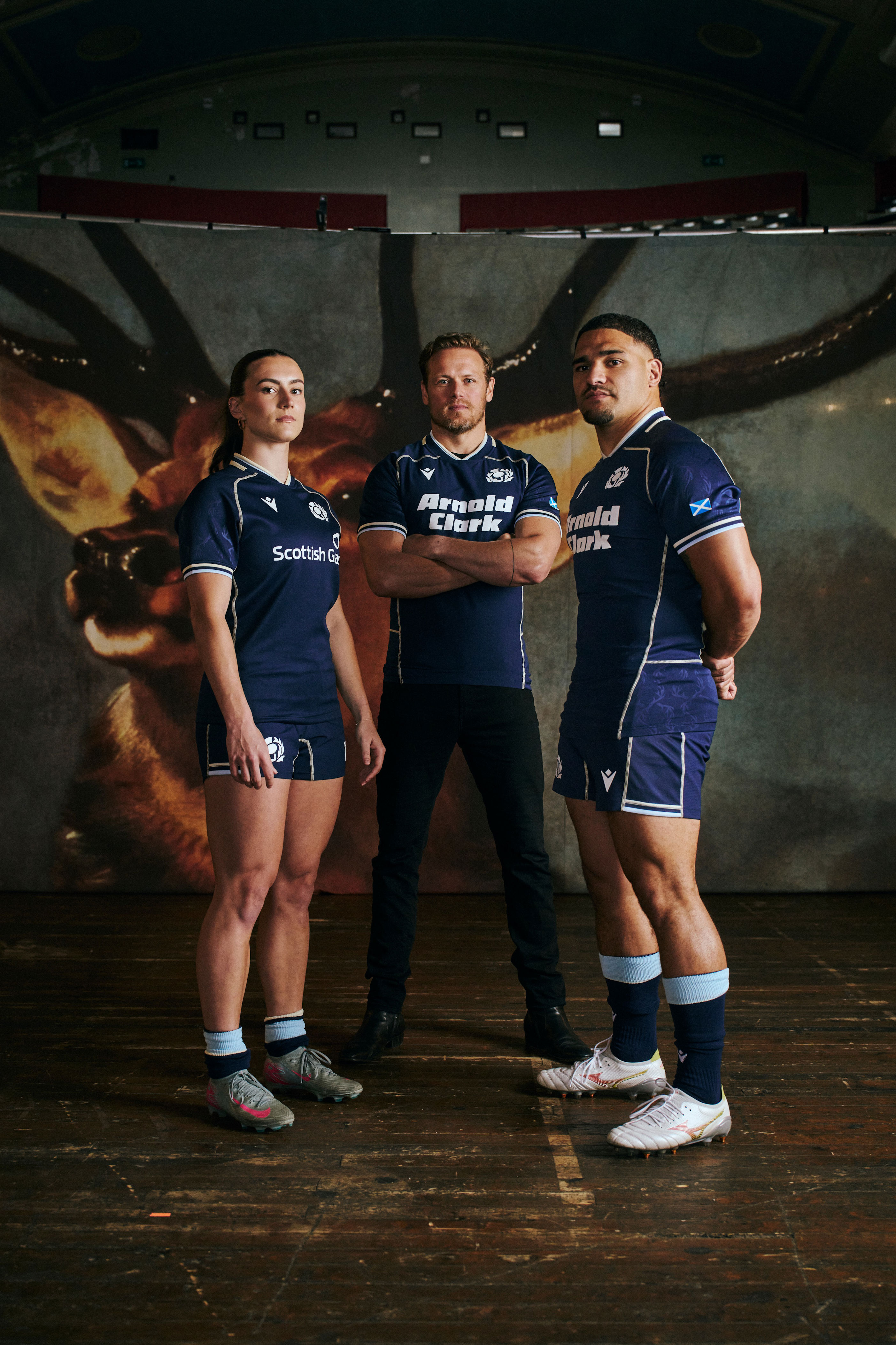 Outlander star Sam Heughan helps Scottish rugby unveil new kit for 2026 ...