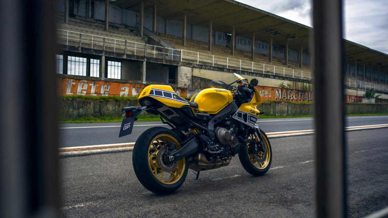 The Yamaha retro bike honoring American racing legends that America can ...