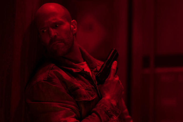 Mutiny trailer and poster featuring Jason Statham