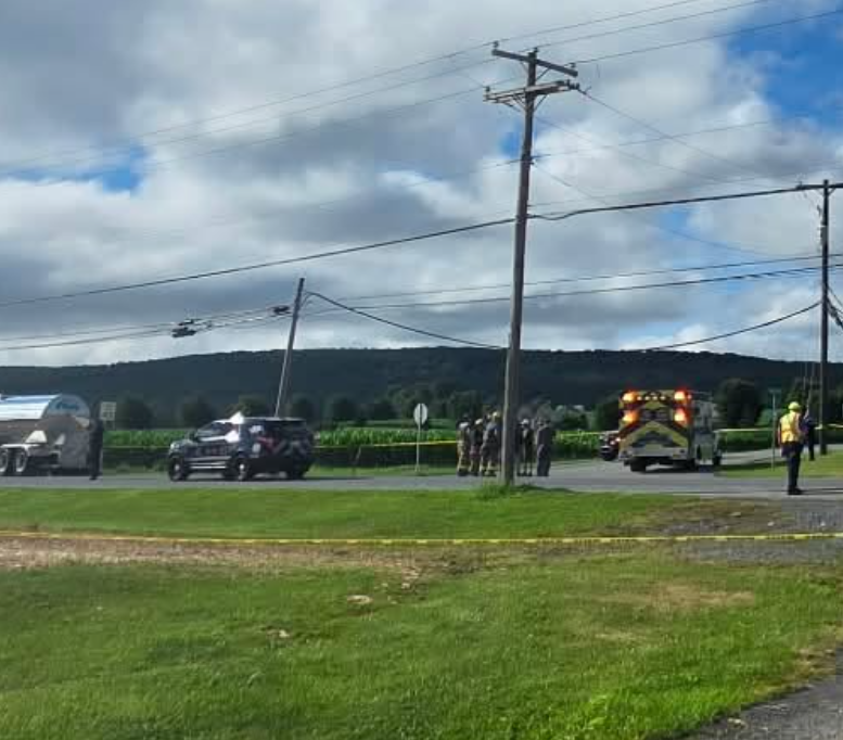 Crash shuts down stretch of Route 322 in both directions