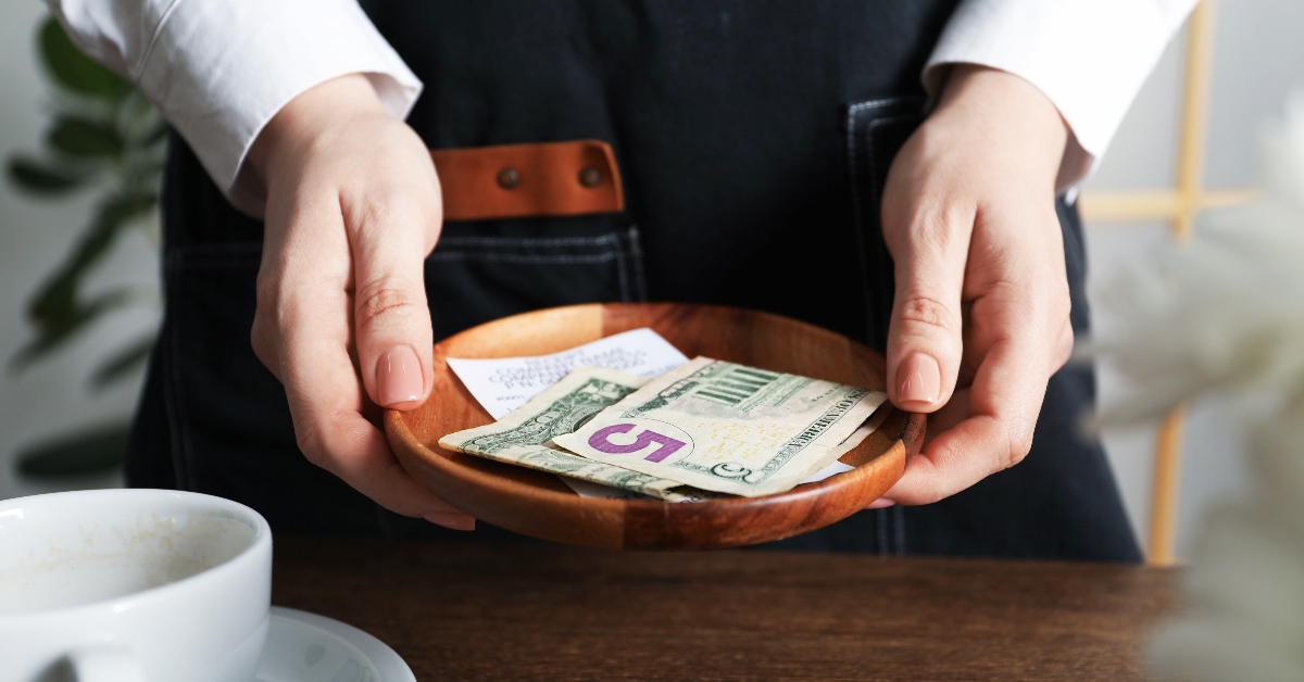 You're Probably Tipping All Wrong - Here's What Experts Recommend