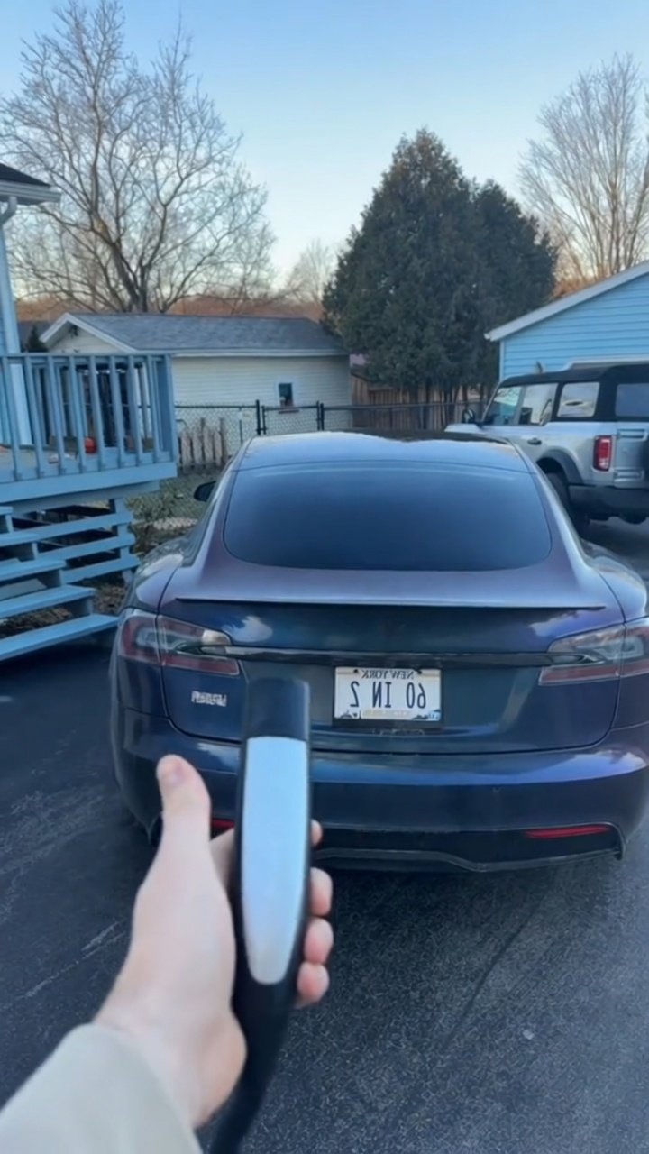 Tesla owners may be missing this hidden feature