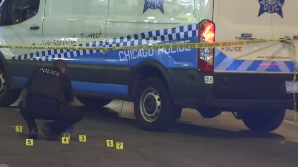 1 dead, 1 injured after shootings on Chicago's South Side