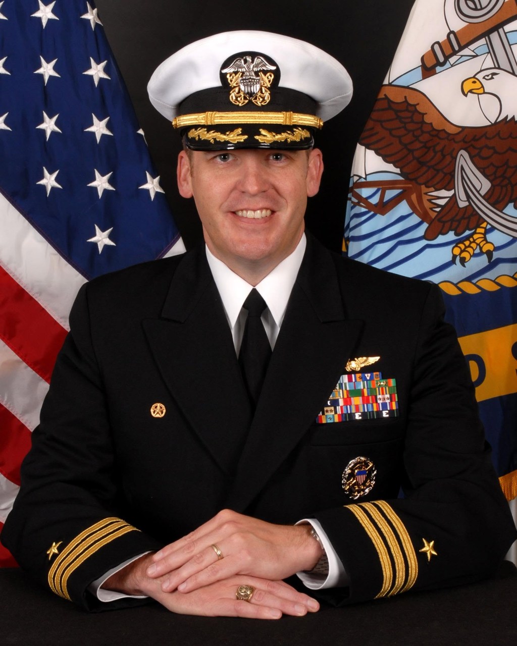 Heroic Navy vet dad killed running into blazing house to save son, 10 — not realizing boy was safe