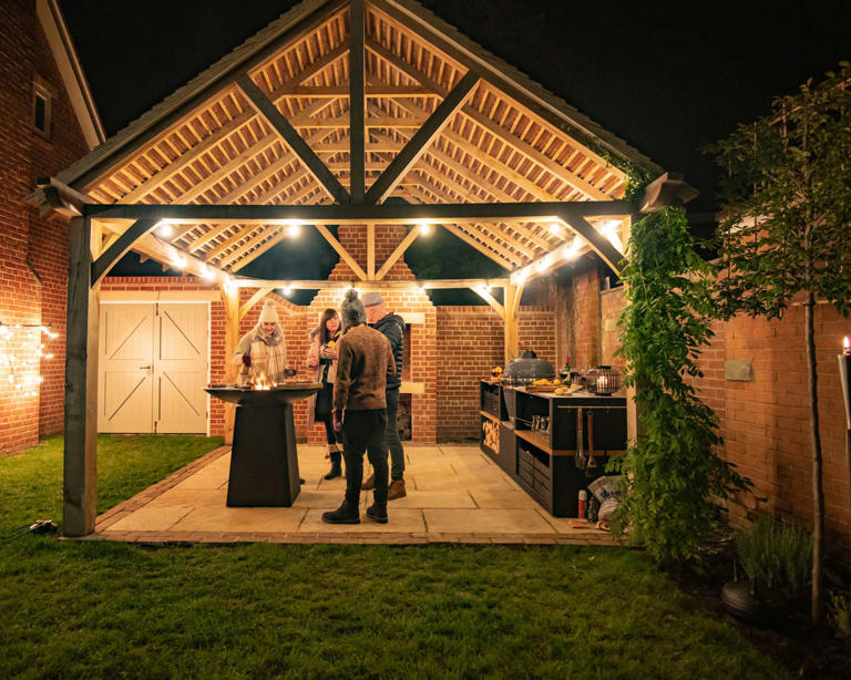 10 BBQ shelter ideas that make outdoor cooking even better