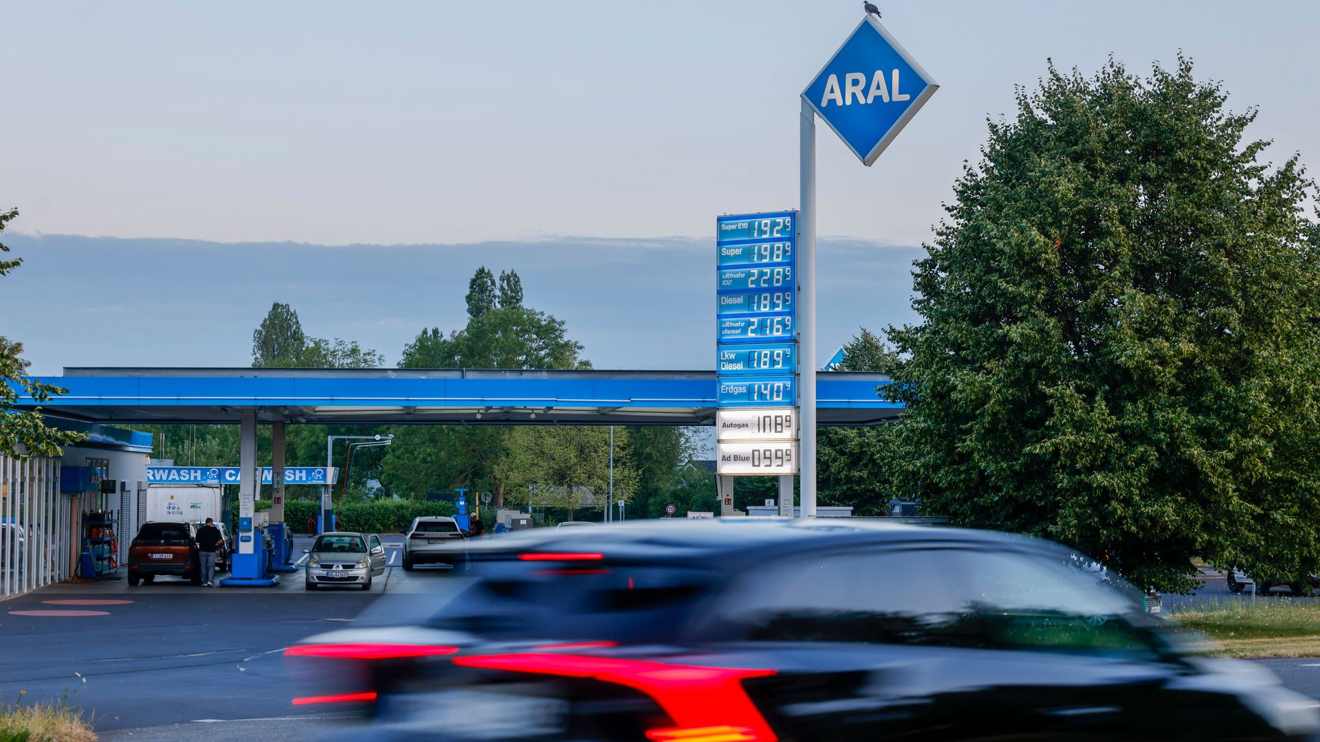 ADAC: Spritpreise ziehen nach Ende des Tankrabatts deutlich an