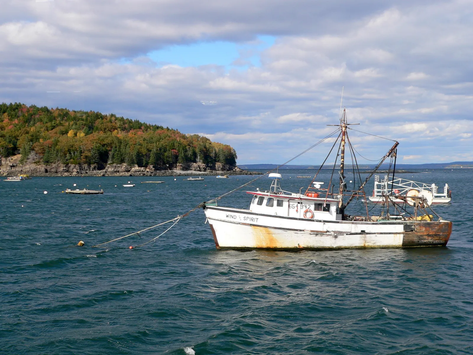 A Beauty Tied to Hard Work (A Lobster Boat, Maine, CC BY 2.0)