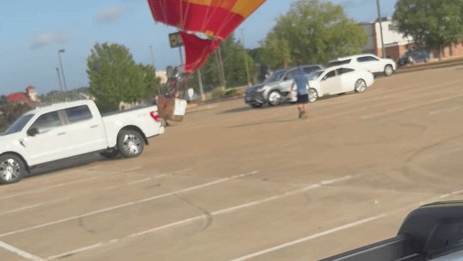 Hot air balloon crashes into parked car during takeoff