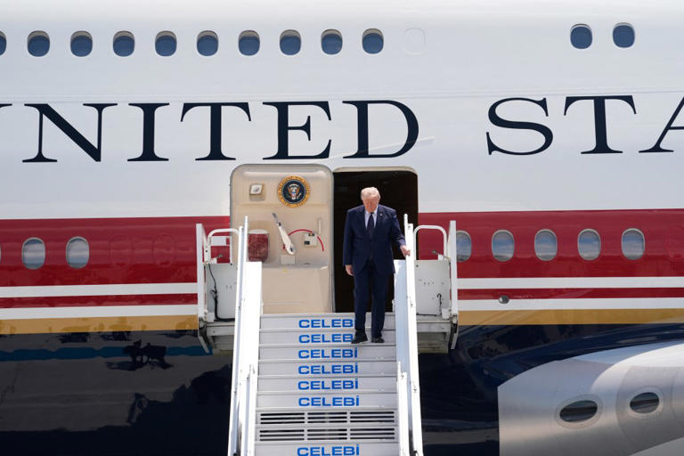 Trump ditches new Air Force One in Turkey, stoking Iran threat intrigue ...