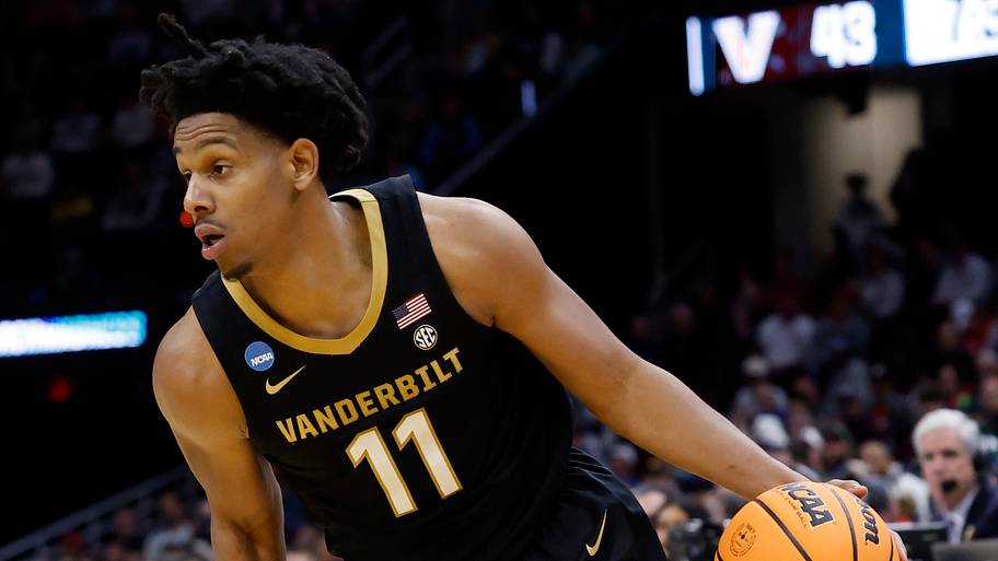 Vanderbilt Commodores guard AJ Hoggard dribbles in the second half against the St. Mary's Gaels