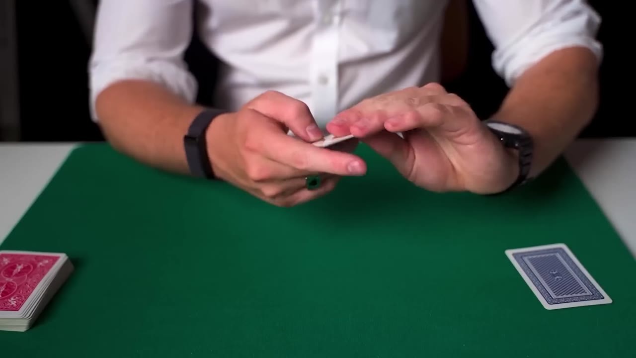 Three simple mind reading tricks look impossible - until the secrets ...