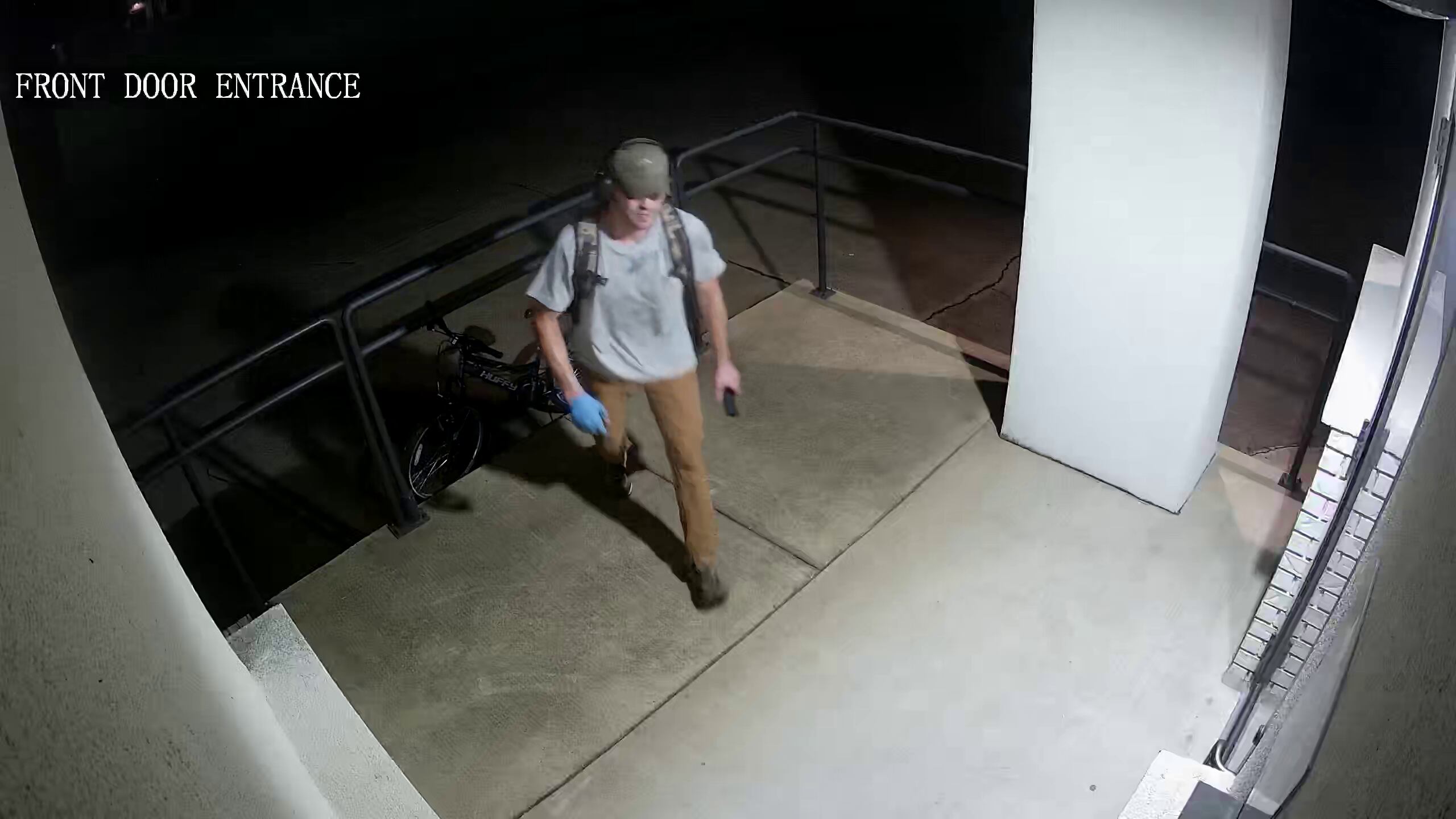 Monroe police searching for burglary suspect