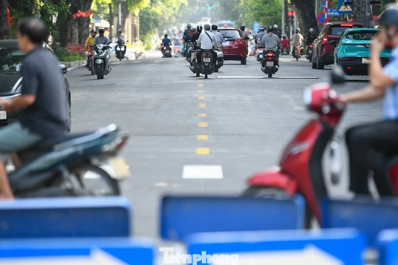 Hà Nội: Nhiều tuyến đường nứt cục bộ sau thi công các dự án thoát nước trọng điểm