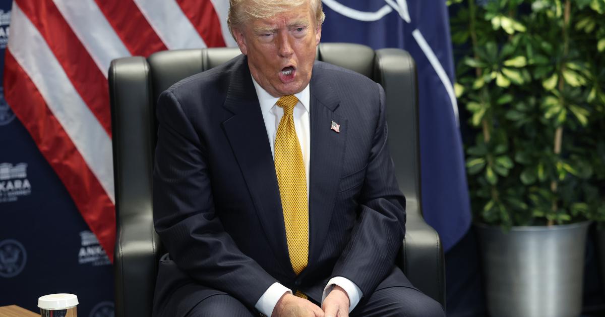 Trump bemoans 'fake polls' as 'demoralization ops' ahead of midterms