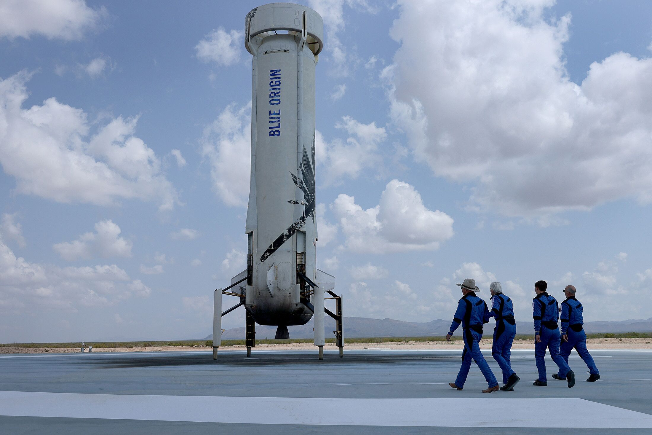 Bezos' Blue Origin said to seek funds at $130 billion valuation