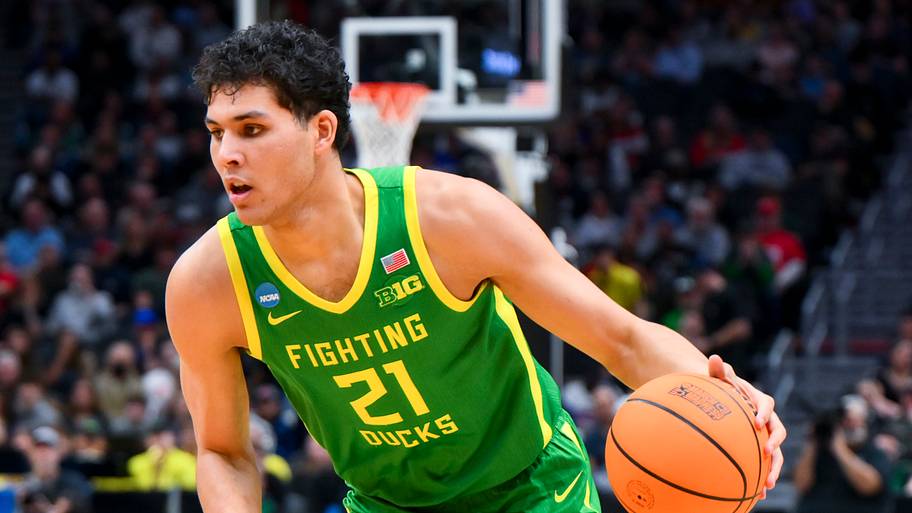 Oregon Ducks forward Brandon Angel dribbles the ball against the Arizona Wildcats