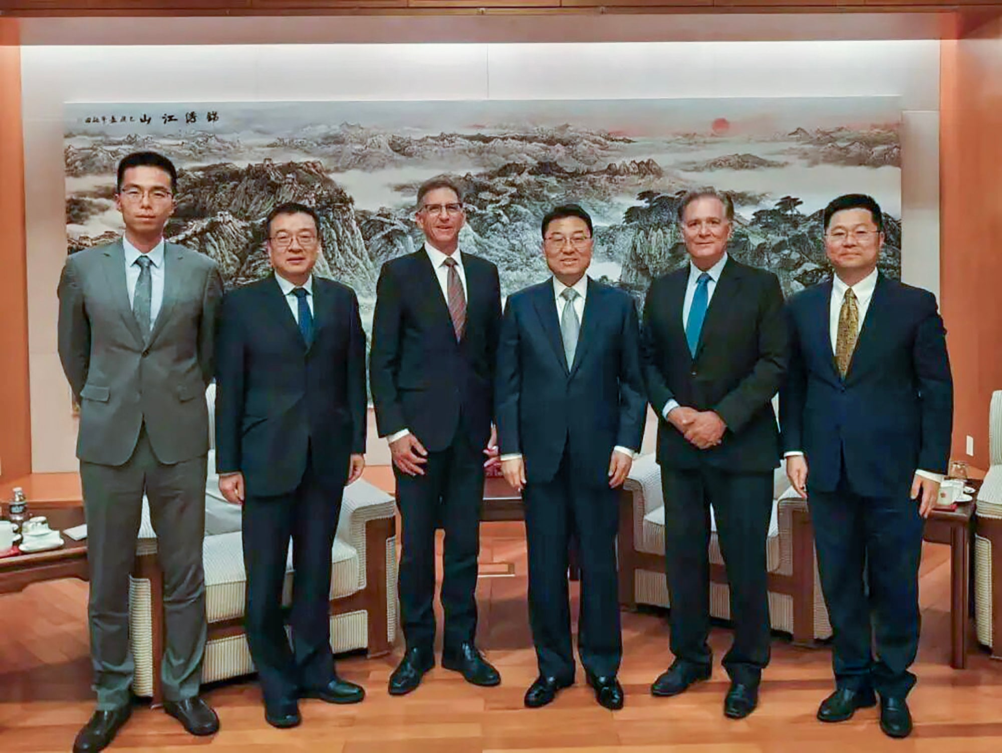 China's ambassador to the US, Xie Feng (third from right), meets with Tim Scott, president and CEO of Biocom California (third from left), on June 3. Photo: China's US embassy