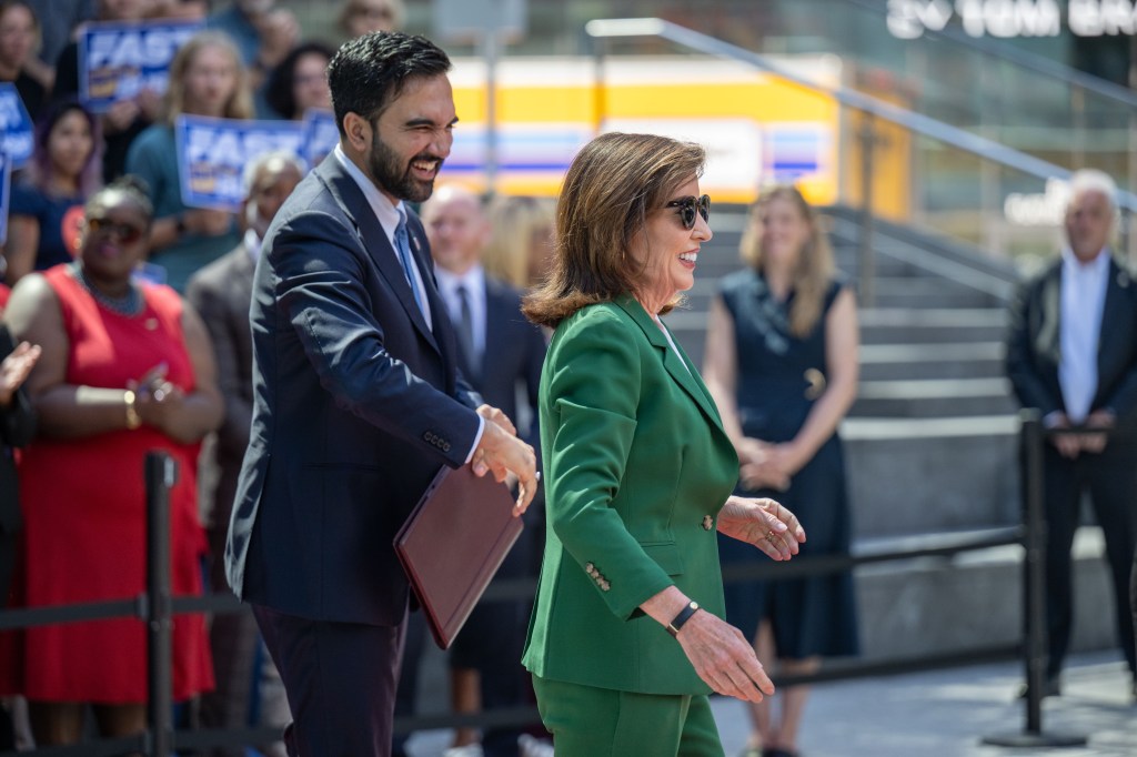 Mamdani, Hochul’s $800M plan to speed up NYC buses means more Big ...