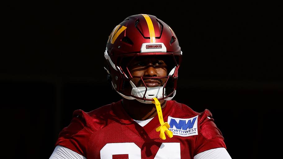 Von Miller lobbying to join Cowboys & report suggests Dallas could have ...