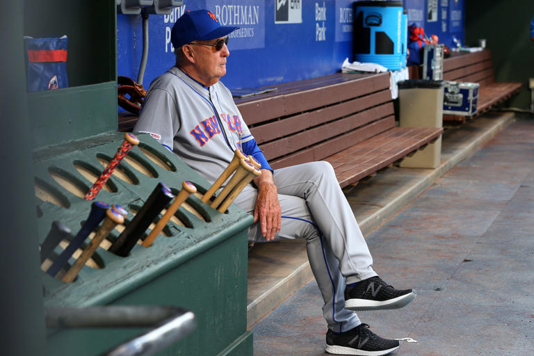 Phil Regan died; the former All-Star coached into his 80s with the Mets