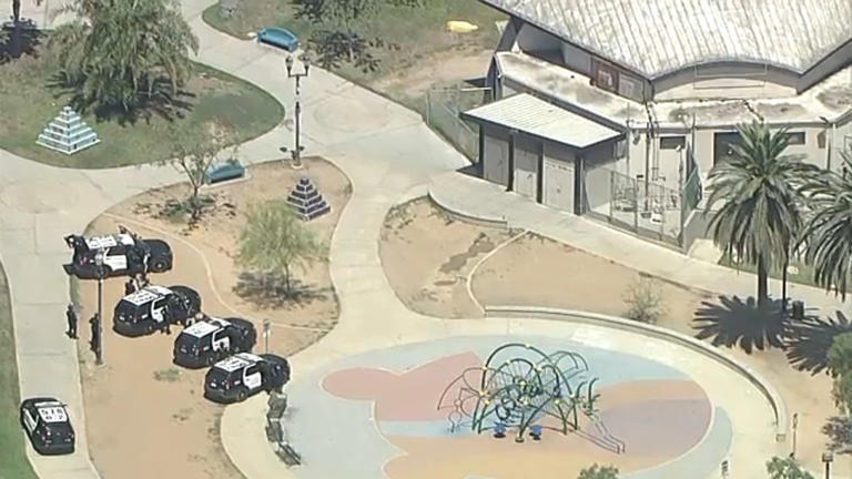 Suspect taken into custody after hourslong standoff with LAPD at ...