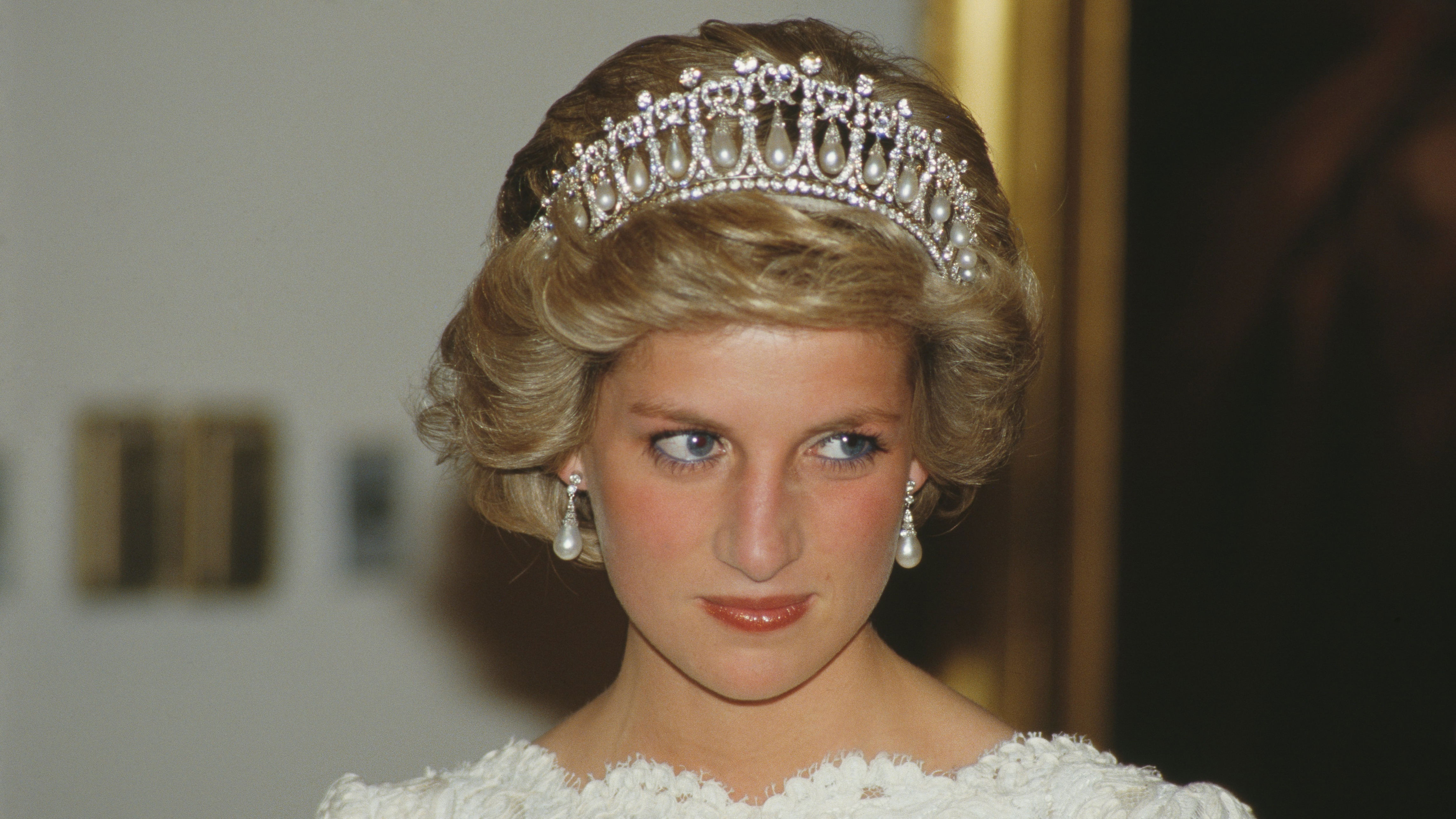 princess-diana-s-brother-posts-never-before-seen-childhood-photo-of