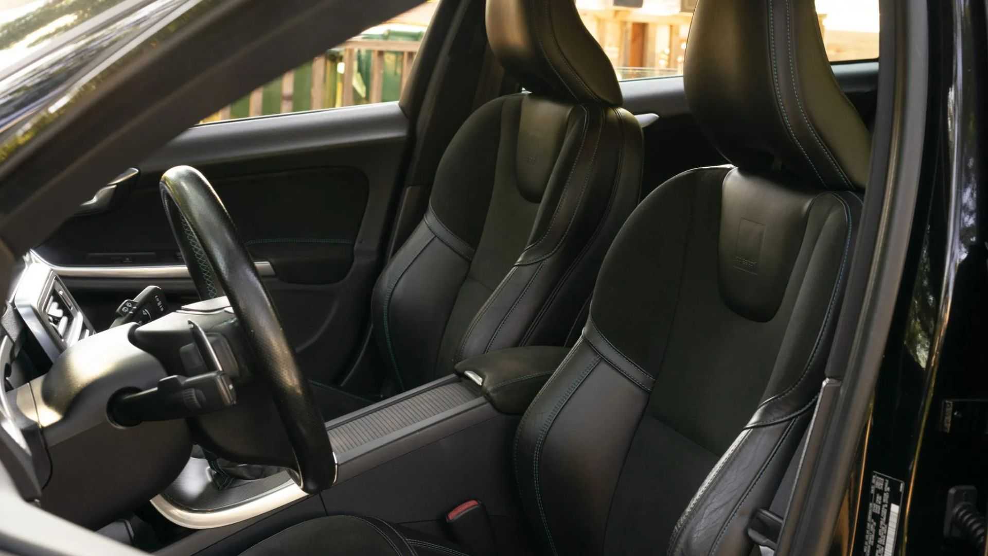 2015 Volvo V60 Polestar Interior Front Seats
