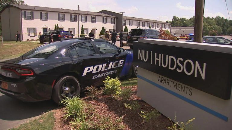 Man charged with murder after shooting at Gastonia apartment complex