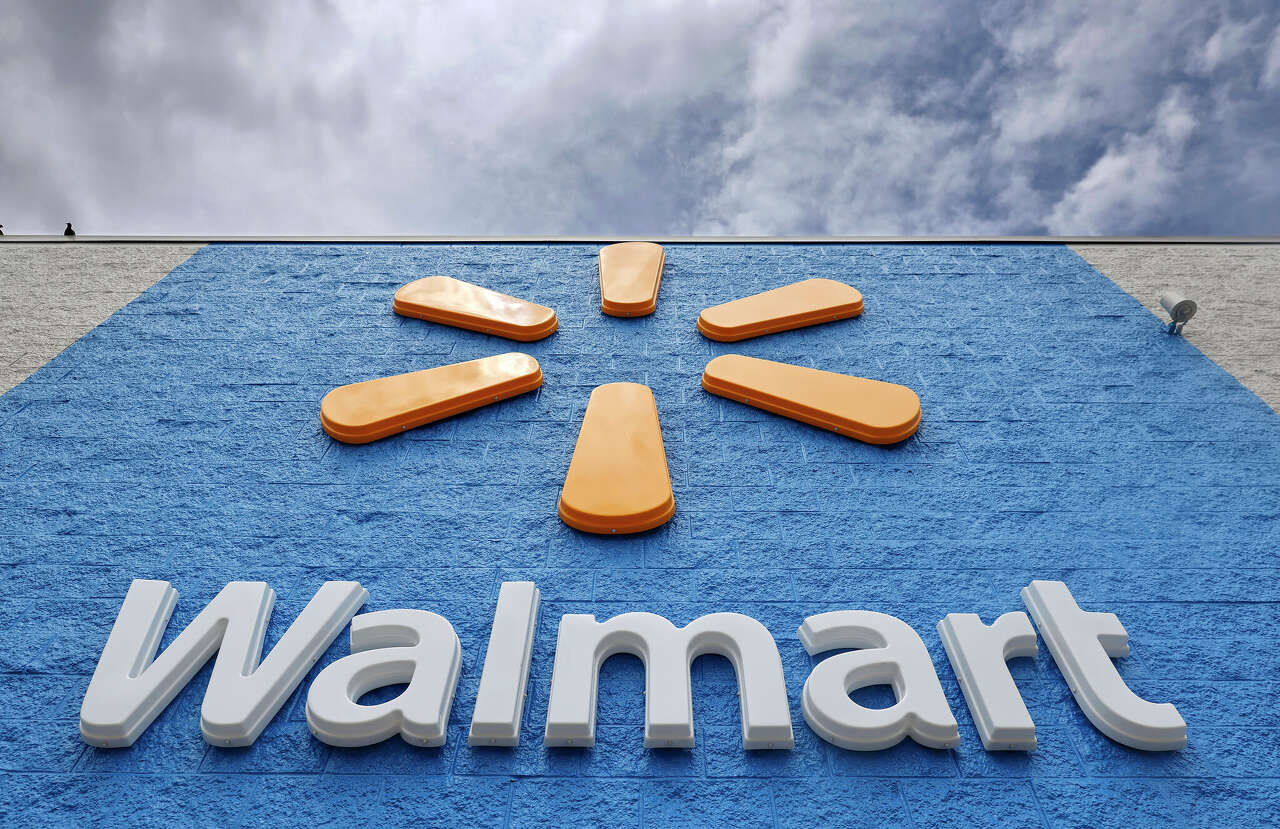 Walmart to pay $13.4M in Texas over driver tips, pay claims