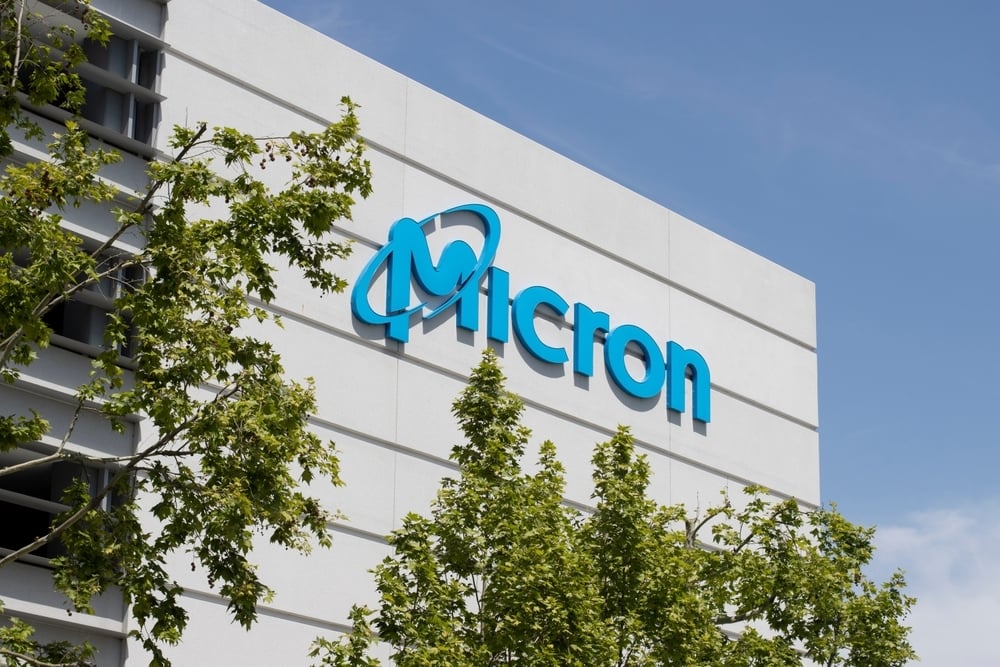 Micron Technology Shares Rise 4% in Thursday Premarket Trading