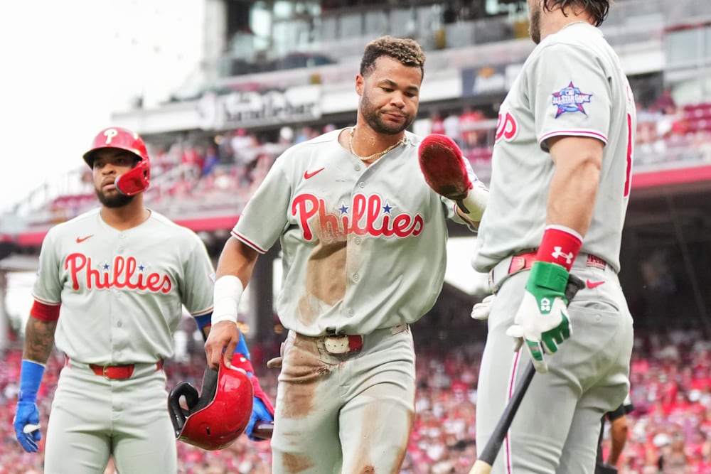 Sal Stewart breaks team rookie home run record in Reds win