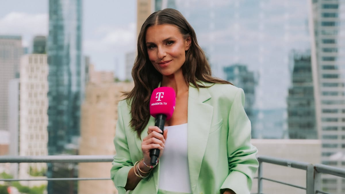 Nina Chuba unterstützt Moderatorin Laura Wontorra gegen Online-Hass
