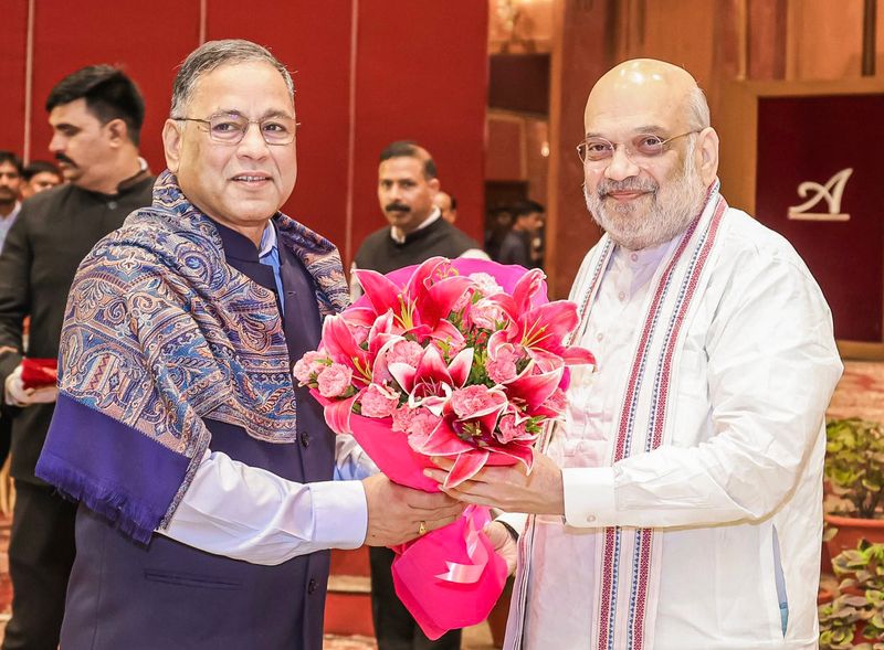 Amit Shah’s farewell dinner for Himachal cop and IB ex-chief Tapan Deka ...