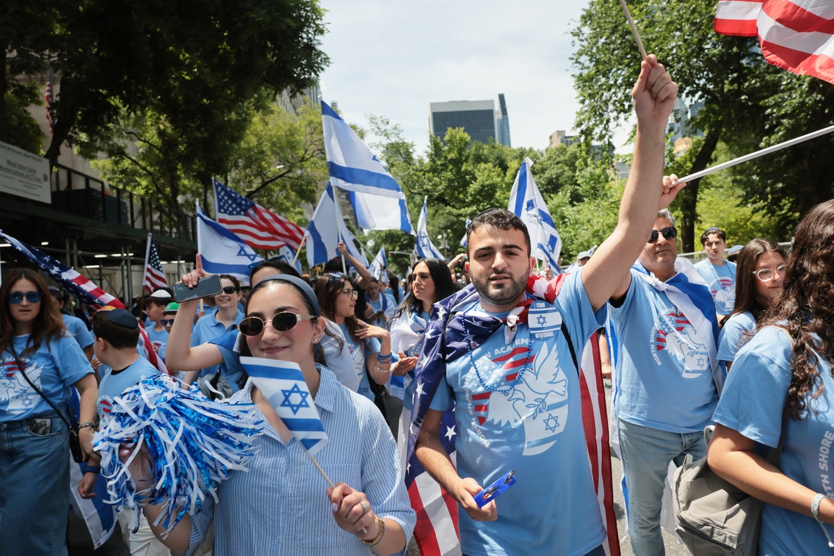 Younger American Jews distance themselves from Israel, poll finds