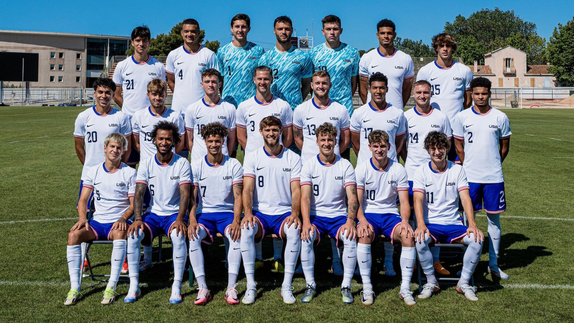 All members of the USMNT: The current national team pool era