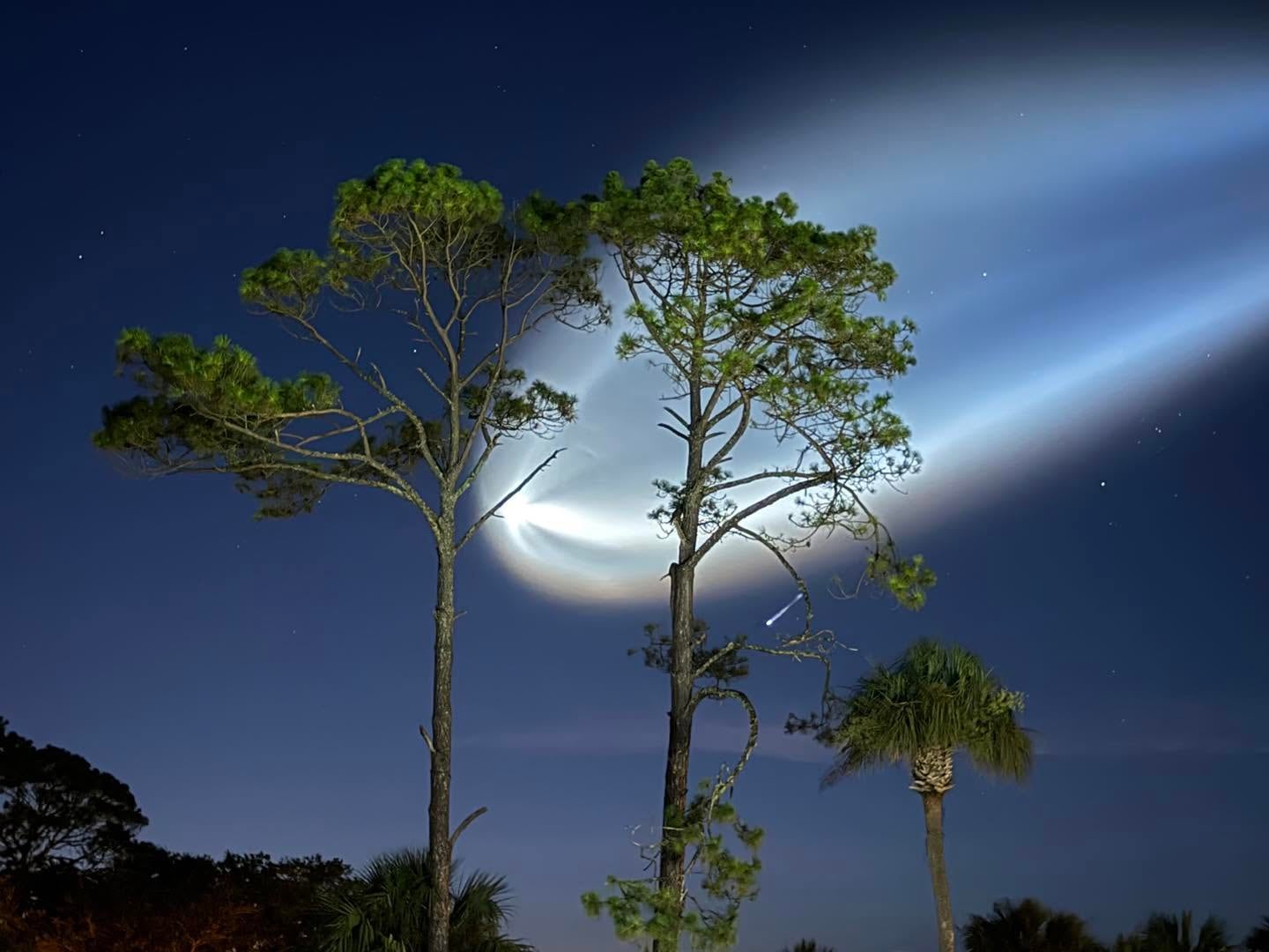 SpaceX Falcon 9 launch lights up sky over northeast Florida surprising many