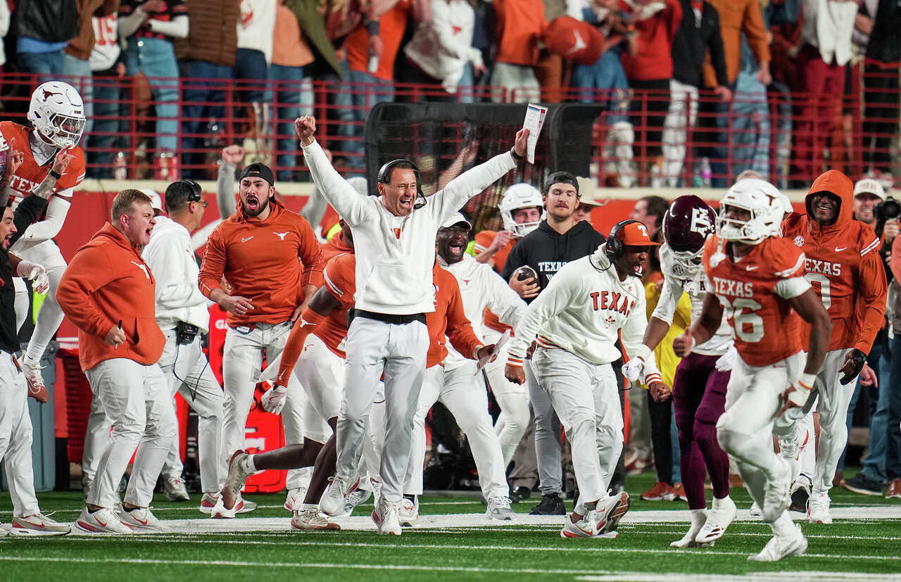 As Texas stacks Learfield Cups, football remains Horns' elusive national title | Golden