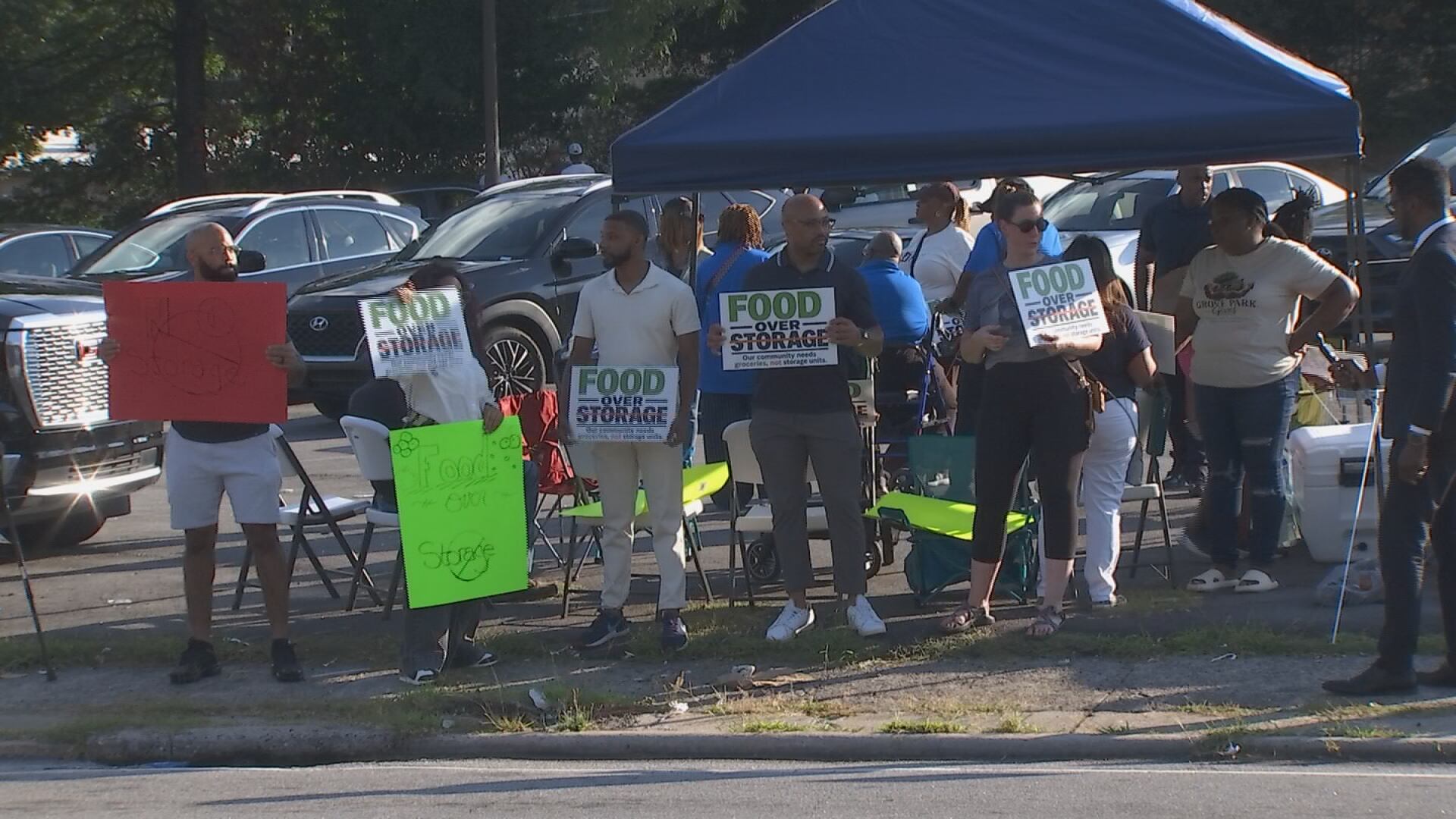 'Food over storage': Northwest Atlanta residents rally against plan to ...