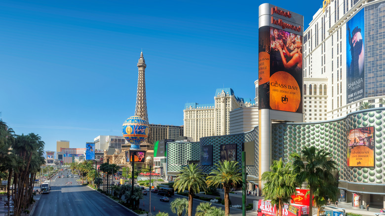 The disadvantages of staying on the Strip when you visit Las Vegas