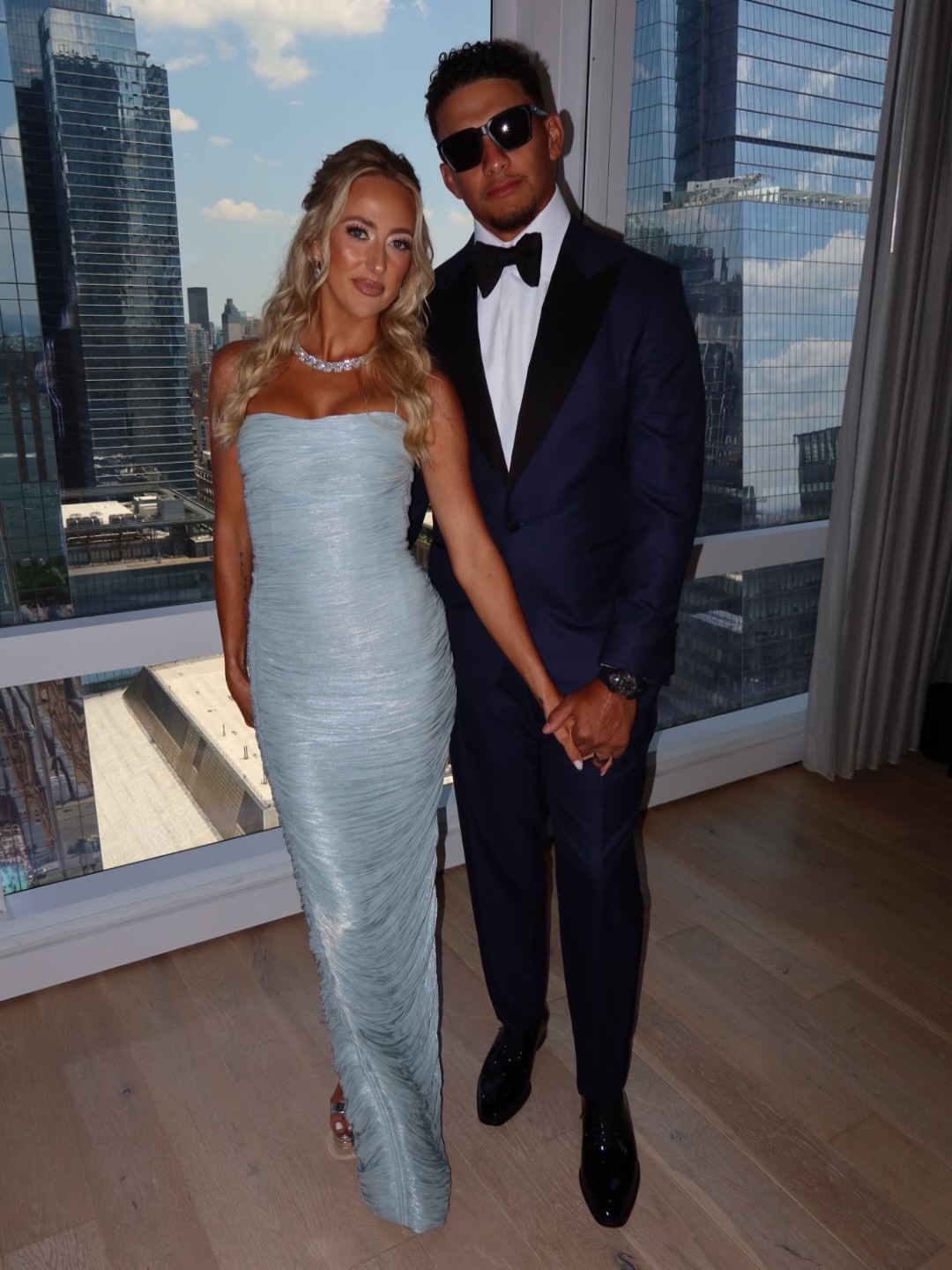 Patrick Mahomes wore this futuristic $362K watch to Taylor Swift and ...