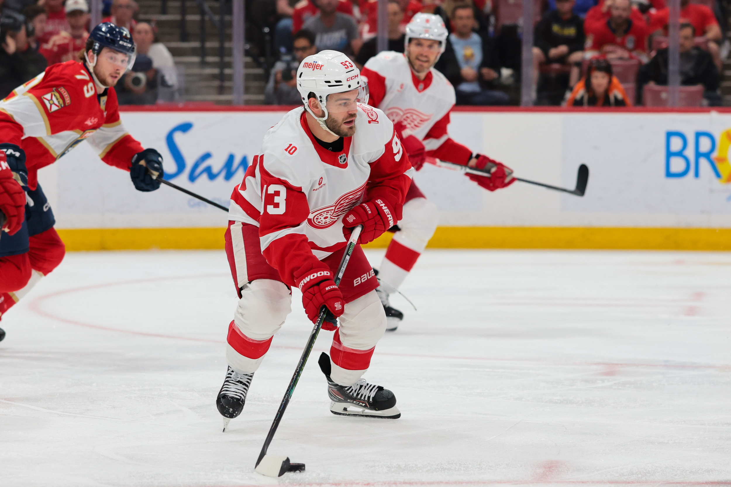 6 forward names that remain linked to the Oilers’ offseason
