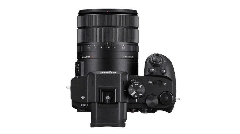Sony's RX10 V superzoom finally arrives with a new design and 4K 120p video