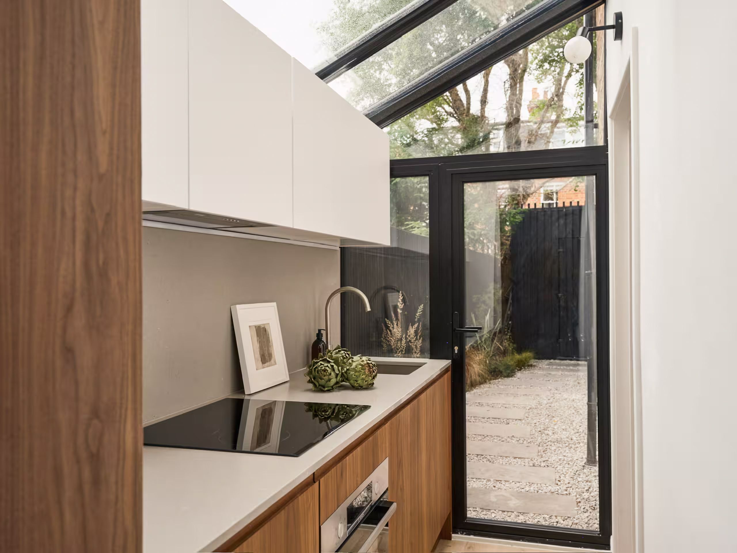 The minimalist kitchen