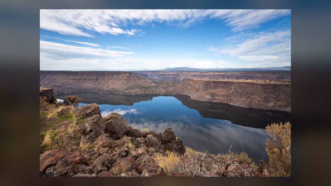 You can stand at the rim of Oregon’s mini Grand Canyon and watch three ...