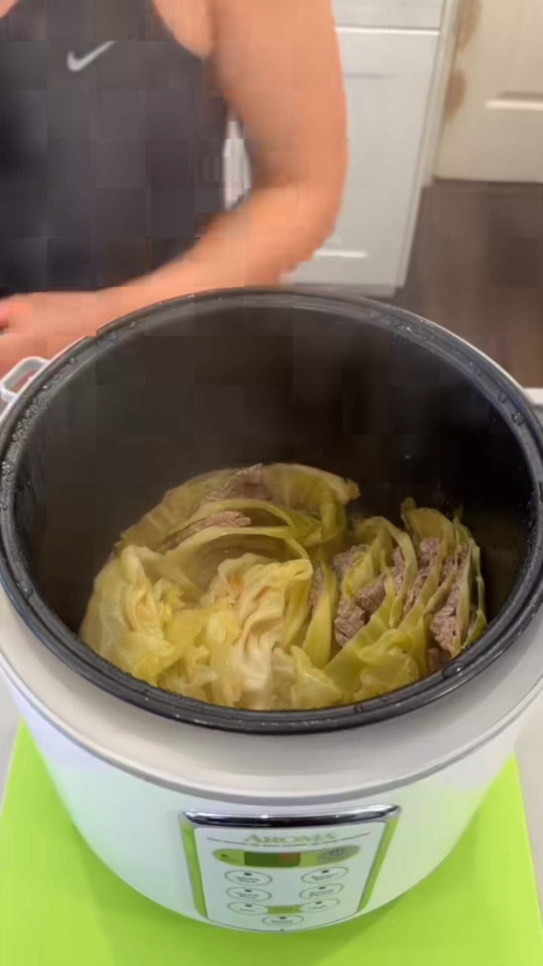 Easy rice cooker cabbage and beef
