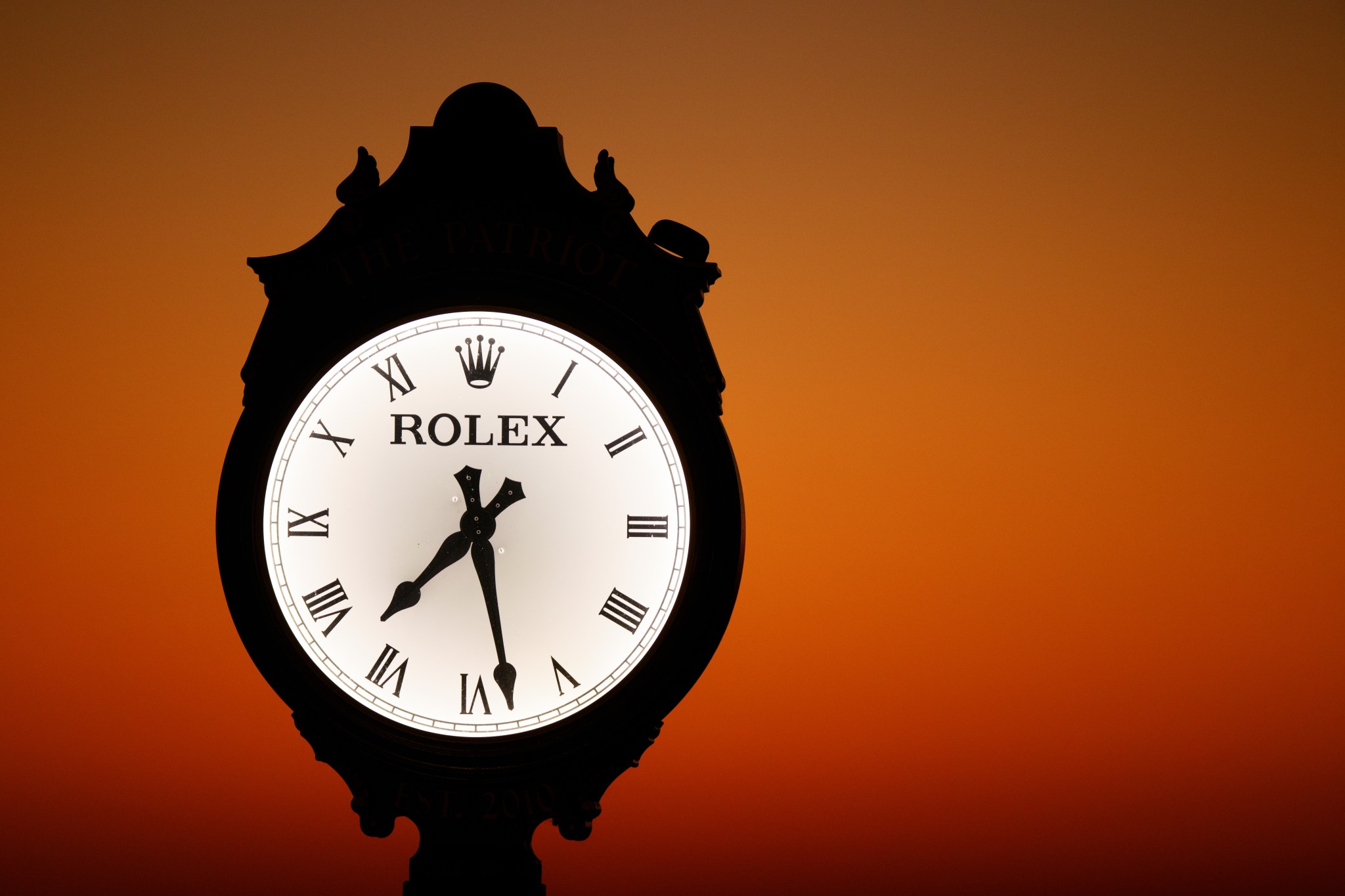 Experts Warn Permanent Daylight Saving Time May Impact Health